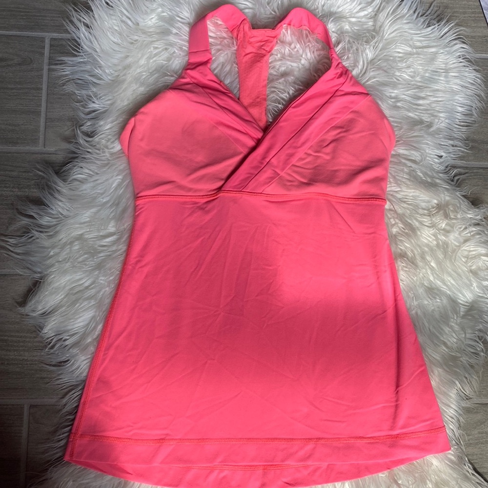 Lululemon tank top